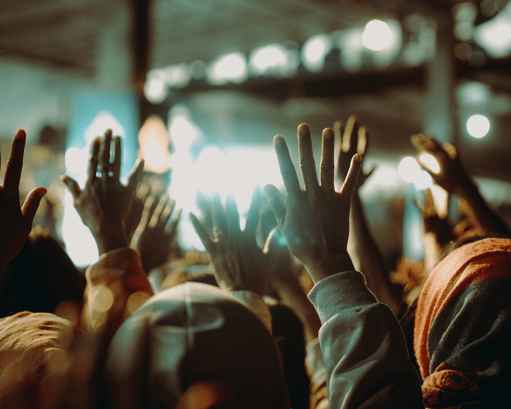 room-03 worship-ignites-hearts